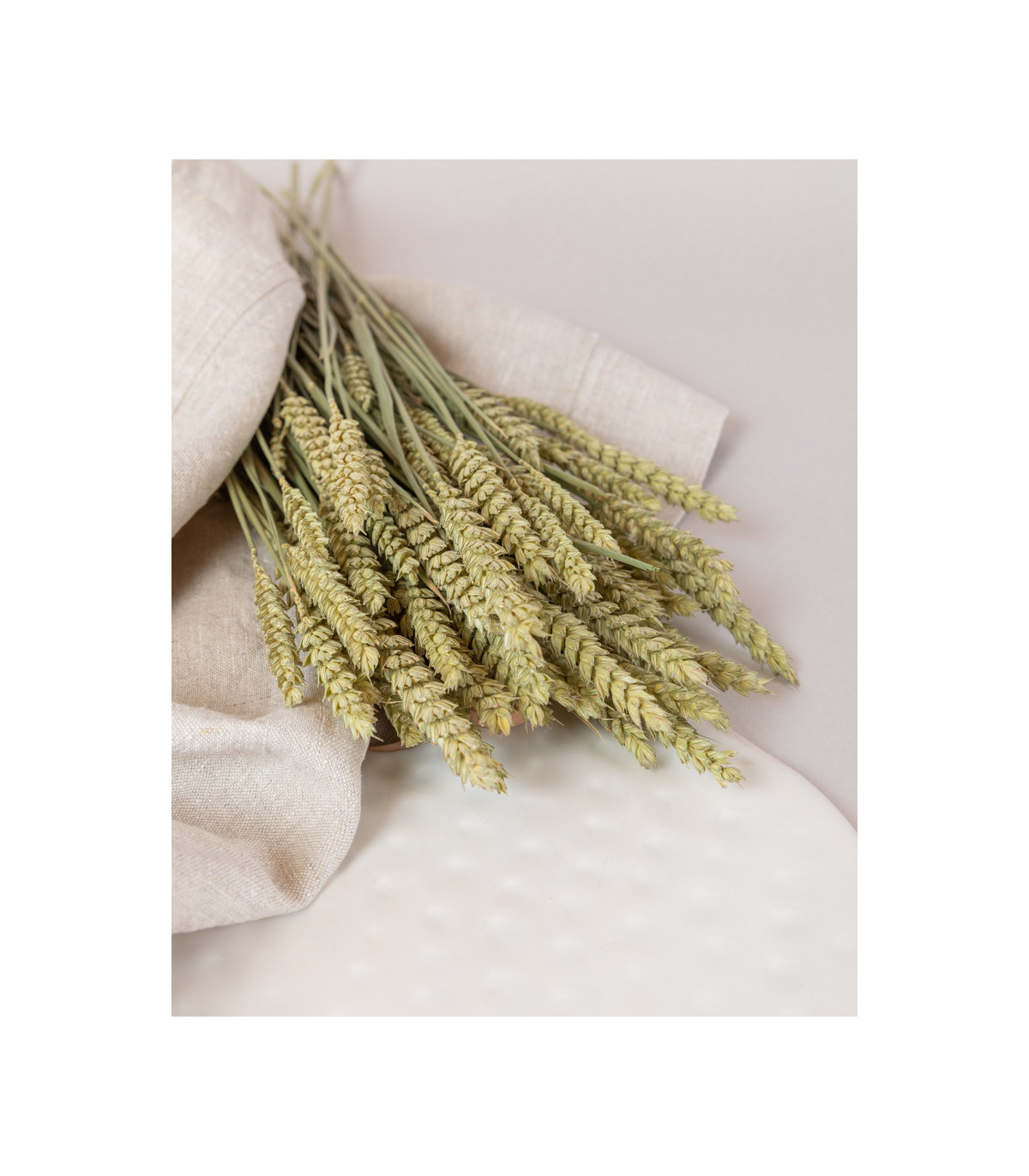 Natural dried wheat table