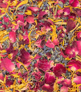 Detalle de los pétalos del confeti biodegradable Burgundy Selection
